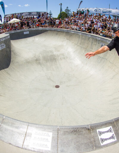 Jackson Bogaerts, frontside five-0 grind.