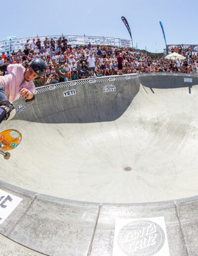 Charlea Dowling, backside five-0 grind to fakie.