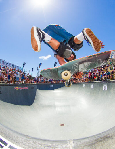 Monty Graham, kickflip indy.