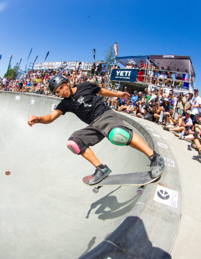 Ary Crowe, frontside tailslide.