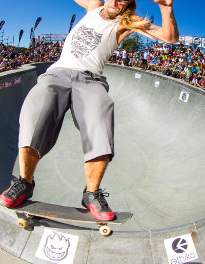Noah Winningham, alley-oop frontside 50-50.