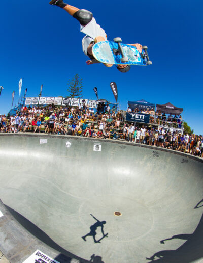 Zedyn Fellows, one foot air.