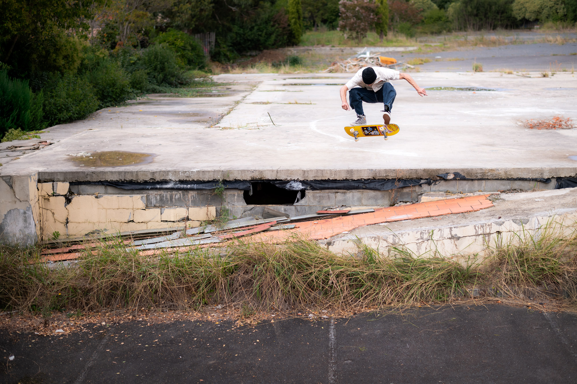 Andrew “Beacho” Beauchamp, half-Cab heelflip, Naarm. Photo by Wade McLaughlin.
