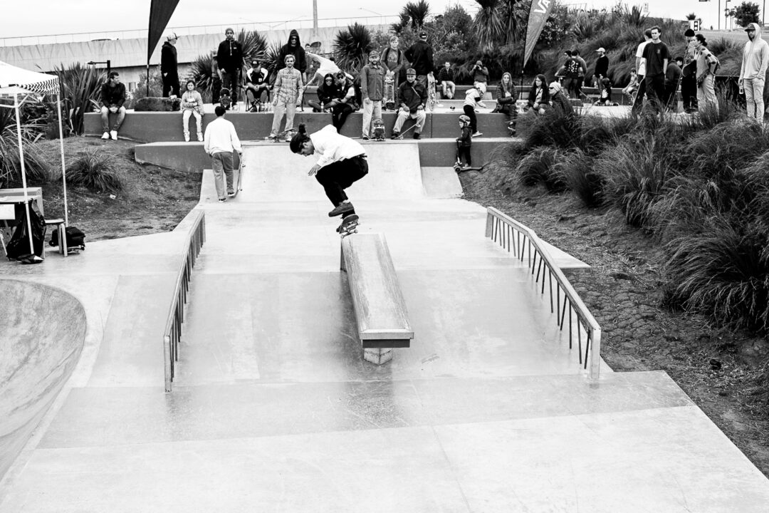 Tiaan Watene, switch heelflip 50-50.