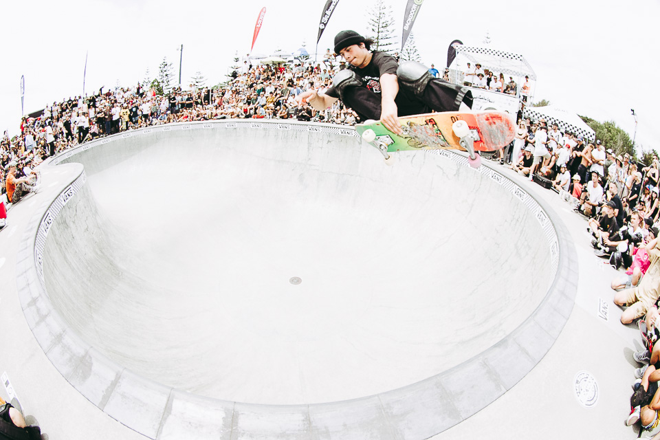 Rico Henare, frontside air.