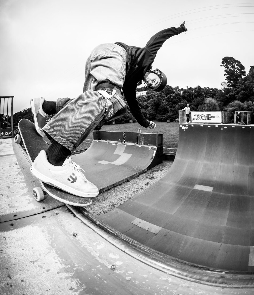 Louis Newman, backside nosegrind.