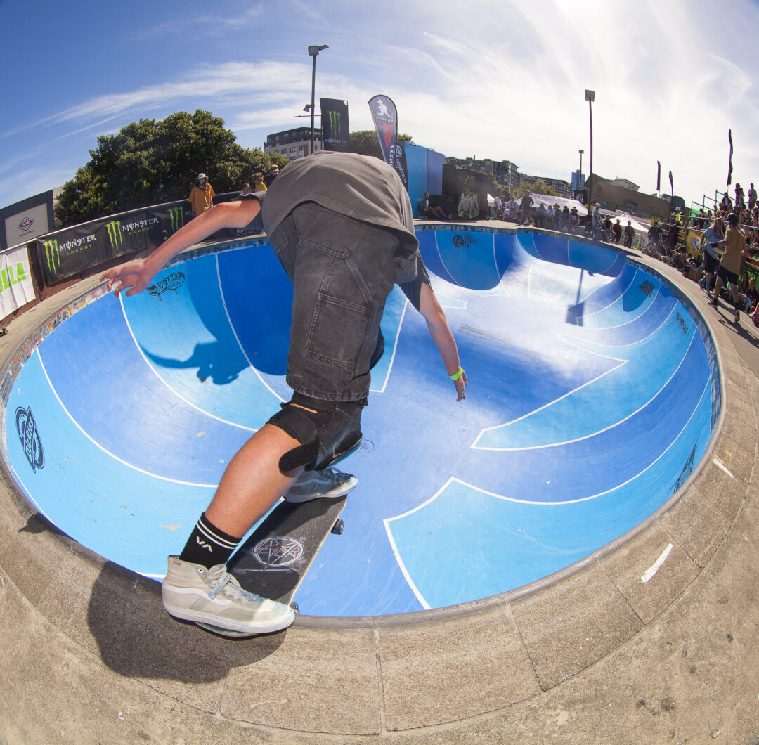 Jett De Haan, backside tailslide.