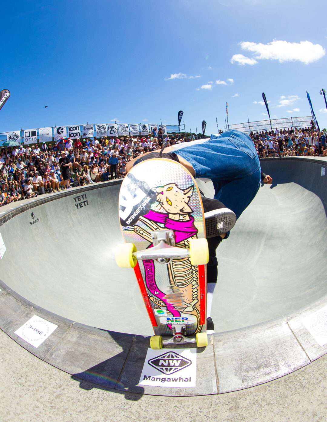 Mizuho Hasegawa, backside bluntslide.